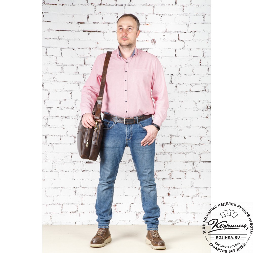 Кожаная мужская сумка-рюкзак "Генри" (чёрная)